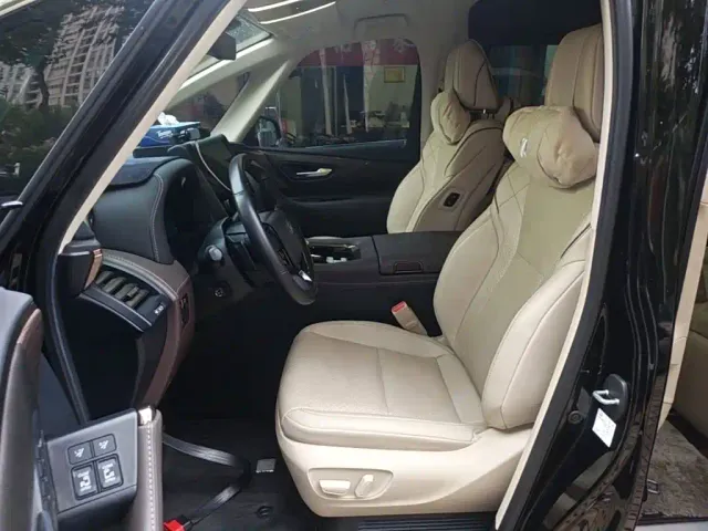 Toyota Alphard — Фото автомобиля 14