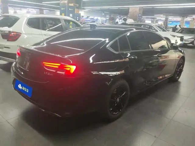 Buick Regal — Фото автомобиля 3
