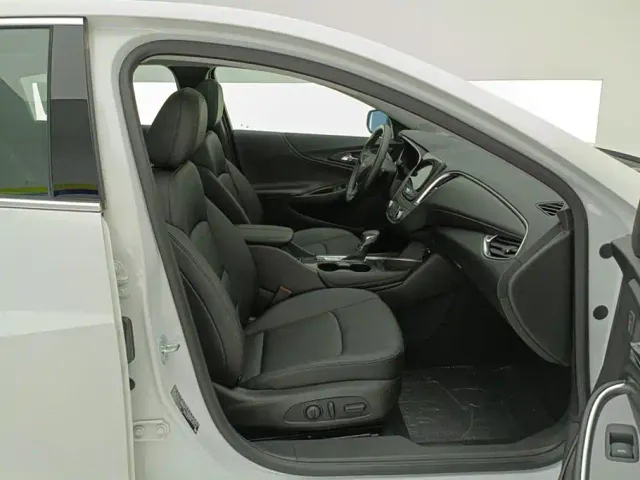 Chevrolet Malibu XL — Фото автомобиля 8