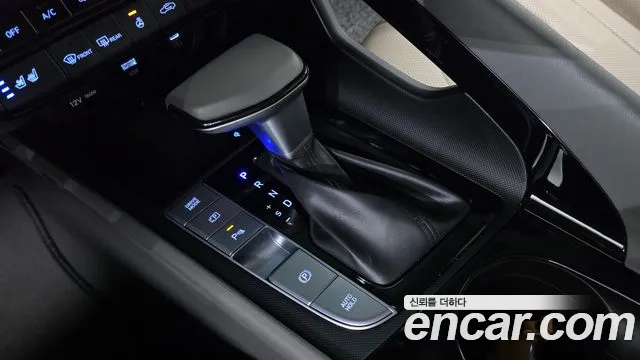 Hyundai Avante CN7 — Фото автомобиля 12