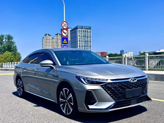 Chery Arrizo 8 — Фото автомобиля 2