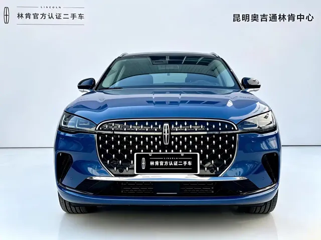 Lincoln Corsair — Фото автомобиля 2