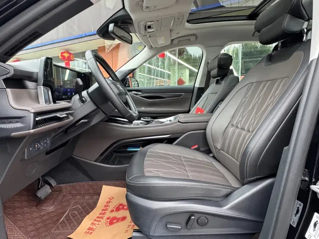 Ford Edge — Фото автомобиля 9