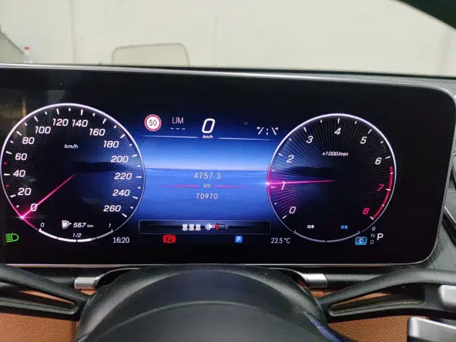 Mercedes-Benz S-Class — Фото автомобиля 4