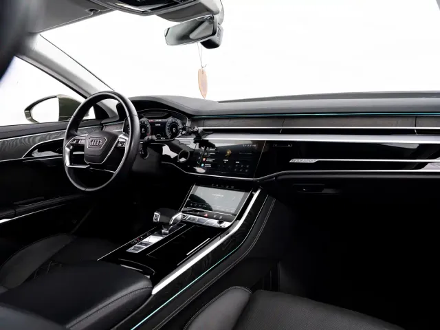 Audi A8 — Фото автомобиля 25
