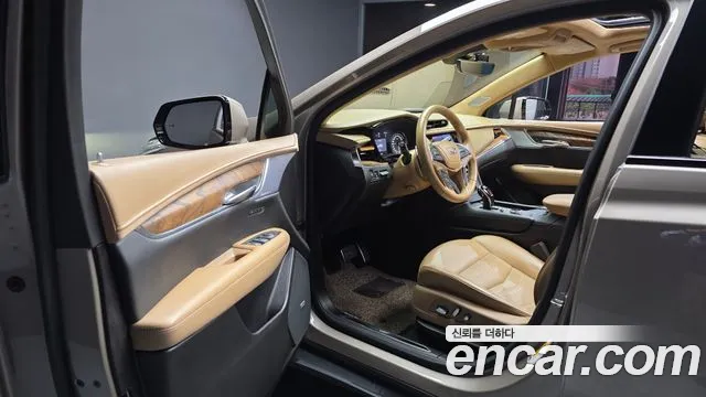 Cadillac XT5 — Фото автомобиля 15