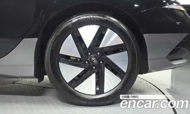 Hyundai Ioniq 6 — Фото автомобиля 6