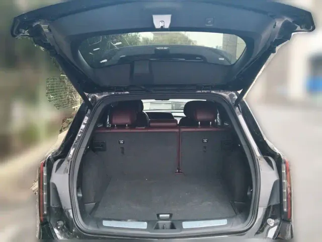 Cadillac XT5 — Фото автомобиля 15