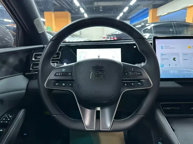BYD Qin L — Фото автомобиля 10