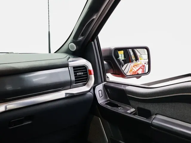 Ford F-150 Raptor — Фото автомобиля 20