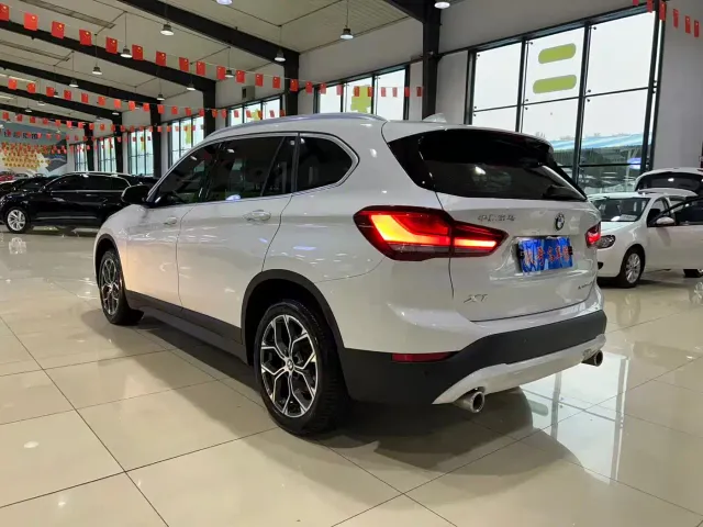 BMW X1 — Фото автомобиля 6