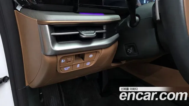 Hyundai Grandeur GN7 — Фото автомобиля 24