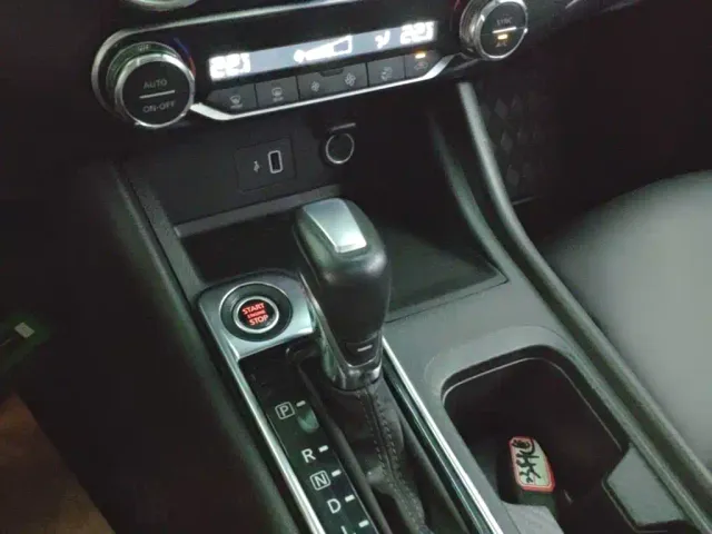 Nissan Sylphy — Фото автомобиля 13