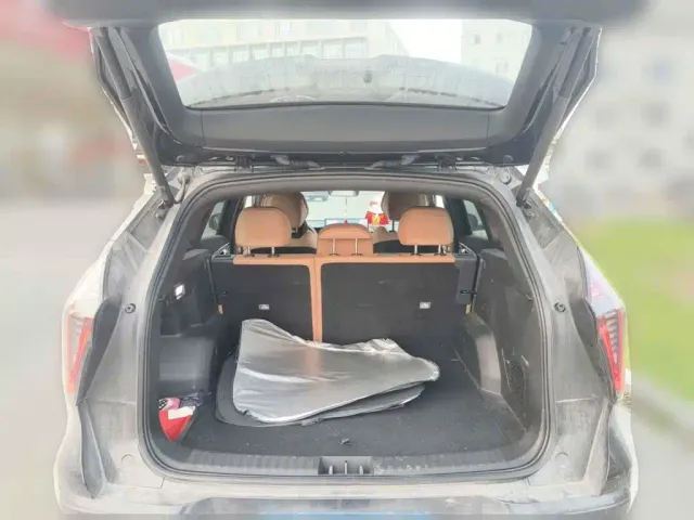 Geely Boyue L — Фото автомобиля 13