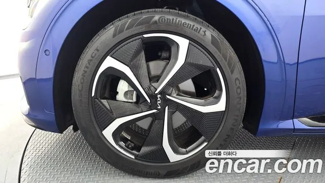 Kia EV6 — Фото автомобиля 5