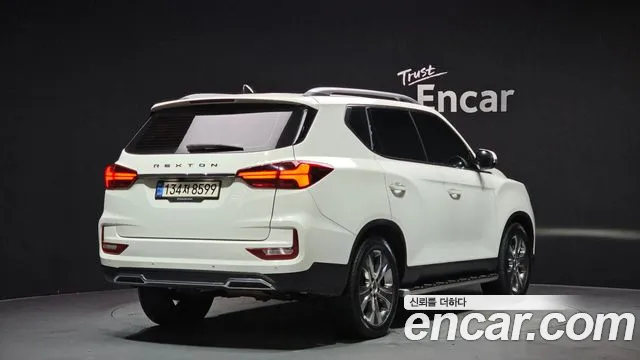 KG_Mobility_Ssangyong Rexton All Rexton Дизель 2.2 4WD — Фото автомобиля 2