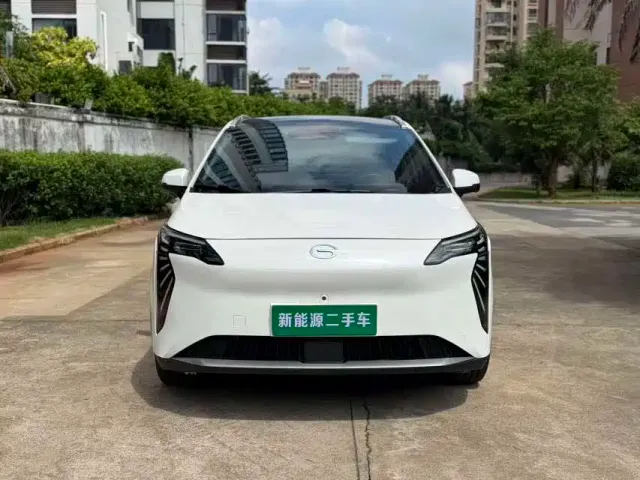 GAC Aion Y — Фото автомобиля 2