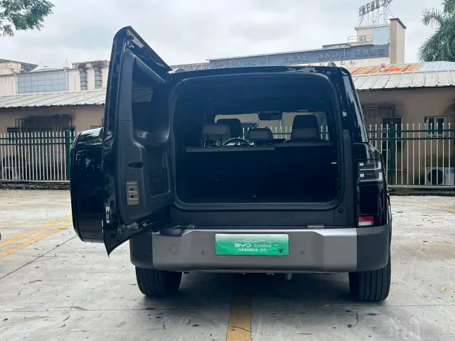 BYD FangChengBao Titanium 7 — Фото автомобиля 10