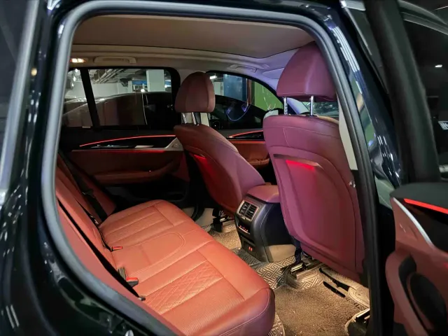 BMW X3 — Фото автомобиля 4
