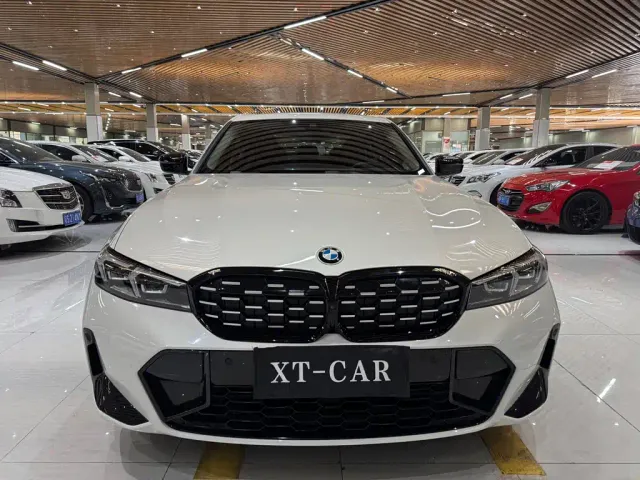 BMW 3 Series — Фото автомобиля 2
