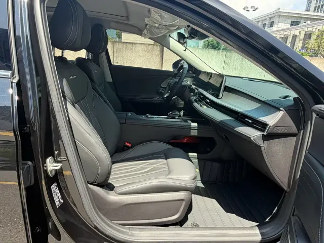 Chery Arrizo 8 — Фото автомобиля 9