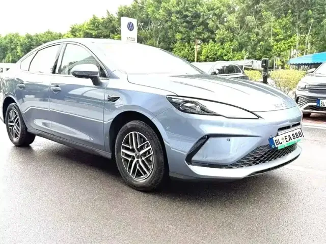 BYD Seal 05 DM-i — Фото автомобиля 6