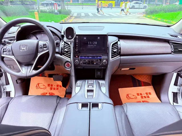 Honda Avancier — Фото автомобиля 17