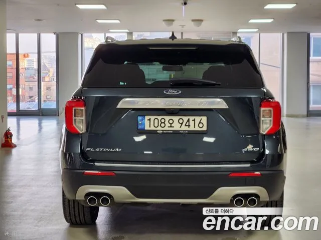 Ford Explorer Generation 6 — Фото автомобиля 4