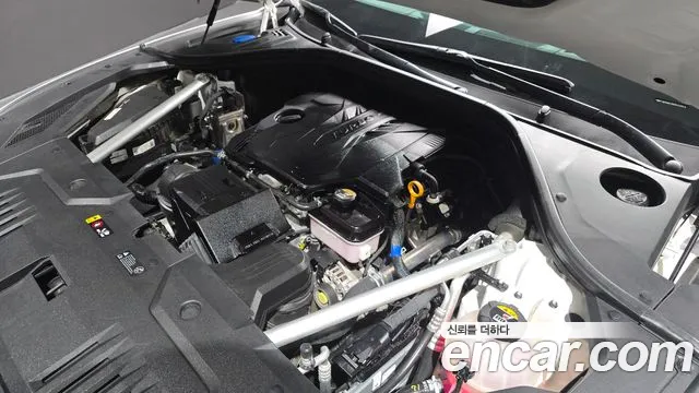 Genesis GV70 — Фото автомобиля 9