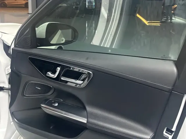 Mercedes-Benz C-Class — Фото автомобиля 9