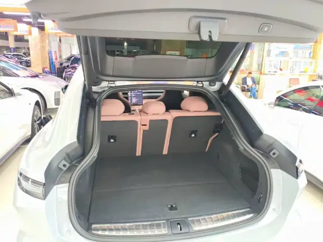 Nio EC6 — Фото автомобиля 18