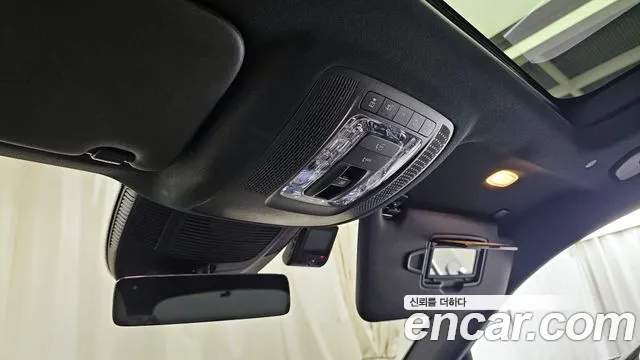 Mercedes-Benz GLS-Class — Фото автомобиля 23