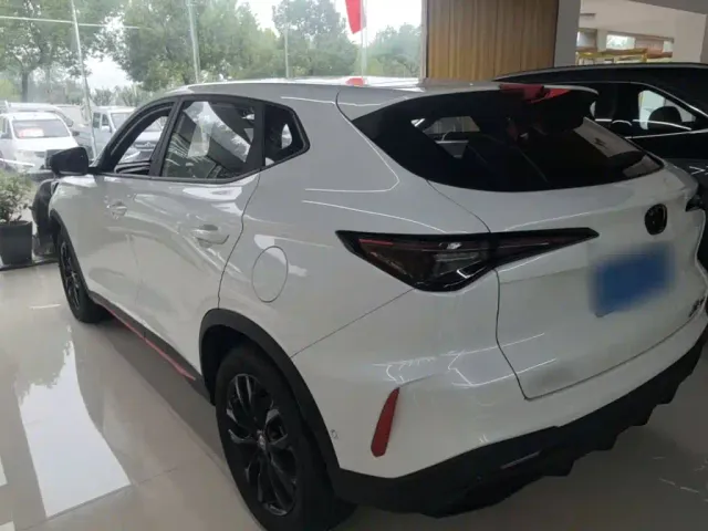 Changan X5 Plus — Фото автомобиля 4