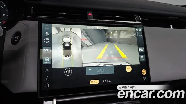Land Rover Range Rover Velar Range Rover Velar 2.0 P250 Dynamic SE — Фото автомобиля 14
