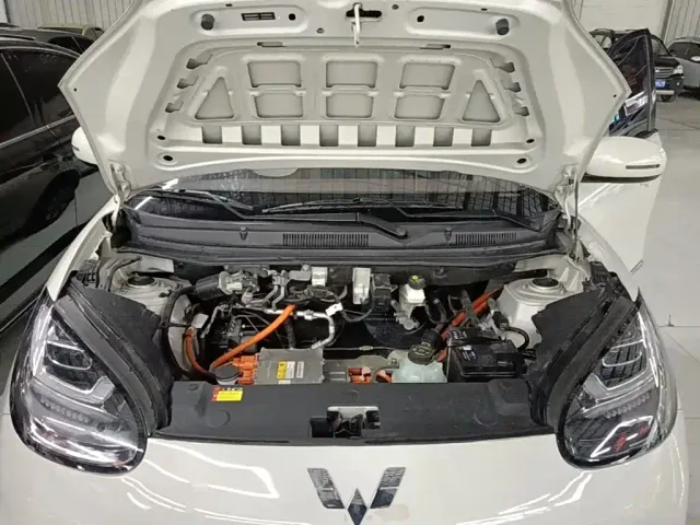 Wuling Bingo — Фото автомобиля 19