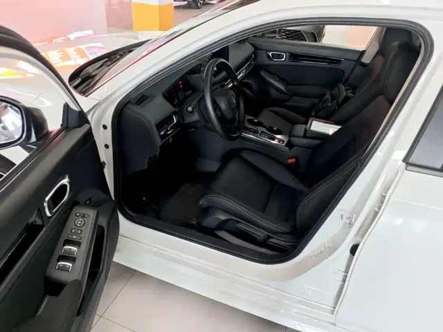 Honda Civic — Фото автомобиля 15
