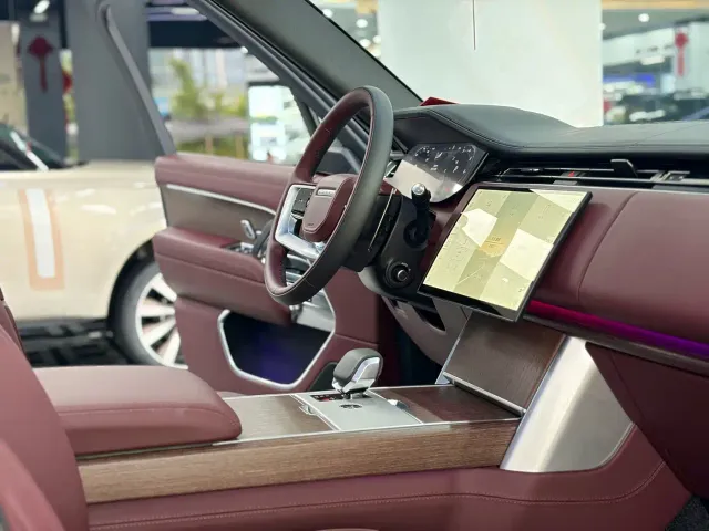 Land Rover Range Rover — Фото автомобиля 8
