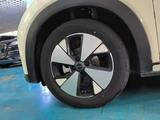 BYD Dolphin — Фото автомобиля 22