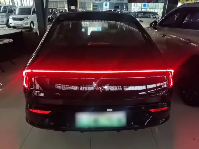 Wuling Starlight — Фото автомобиля 5