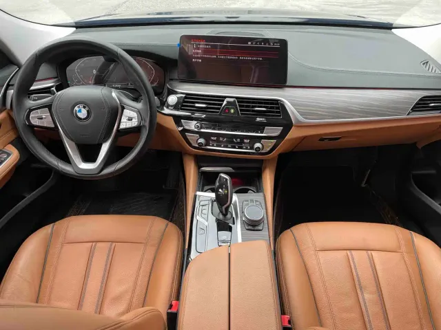 BMW 6 Series Gran Turismo — Фото автомобиля 7