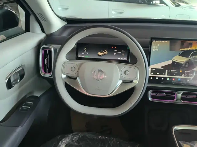 Leapmotor B10 — Фото автомобиля 10