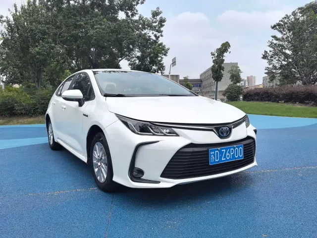 Toyota Corolla — Фото автомобиля 3