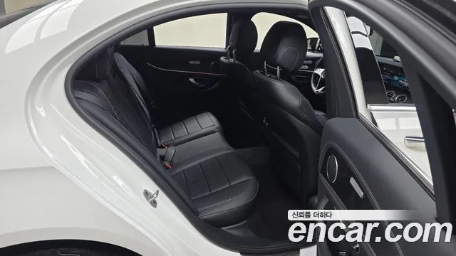 Mercedes-Benz E-Class W213 — Фото автомобиля 18