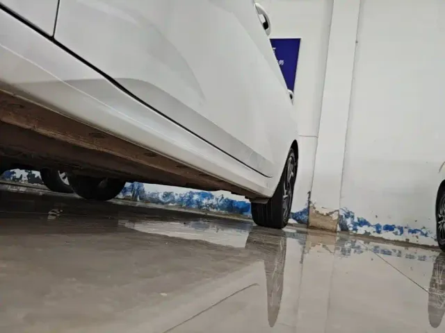 Hyundai Elantra — Фото автомобиля 21