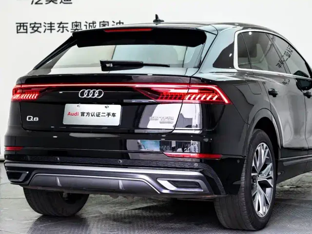 Audi Audi Q8 2023 55 TFSI Luxury Sport — Фото автомобиля 25