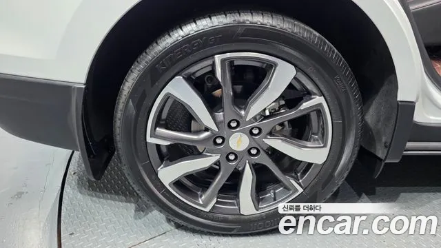 ChevroletGMDaewoo Equinox Новый Next Equinox 2WD Premier — Фото автомобиля 5