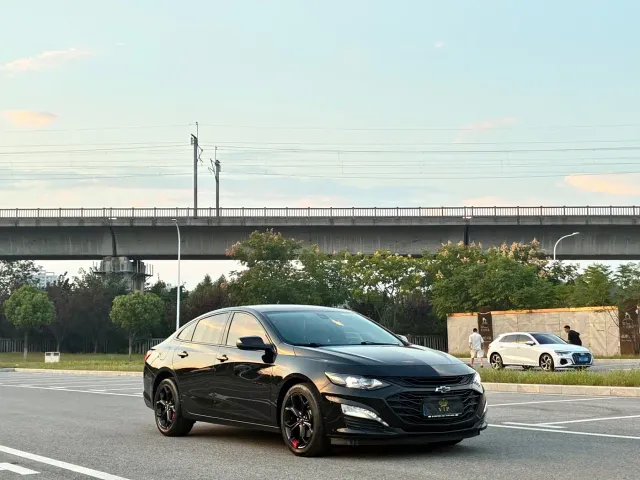 Chevrolet Malibu XL — Фото автомобиля 3