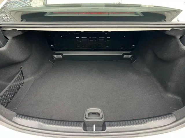 Mercedes-Benz C-Class — Фото автомобиля 16