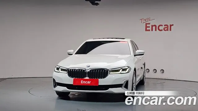BMW 5-Series — Фото автомобиля 2