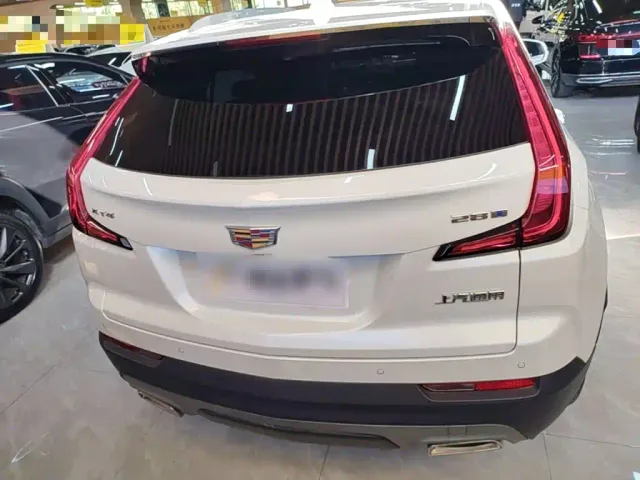 Cadillac XT4 — Фото автомобиля 5